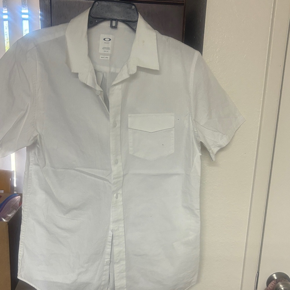 Oakley Men's White Casual Button Down Shirt